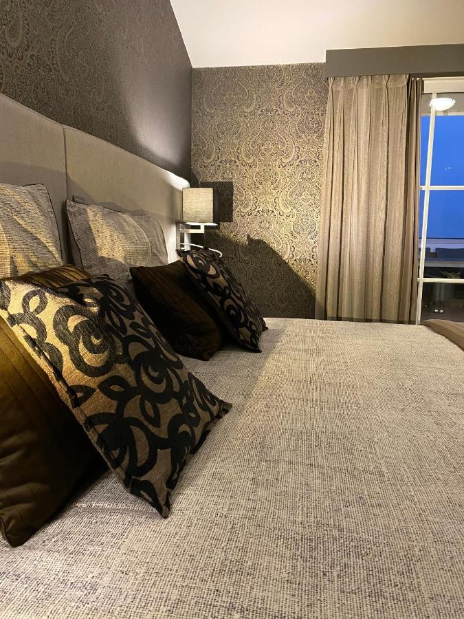 אוסטנדה Charmehotel Kruishof מראה חיצוני תמונה