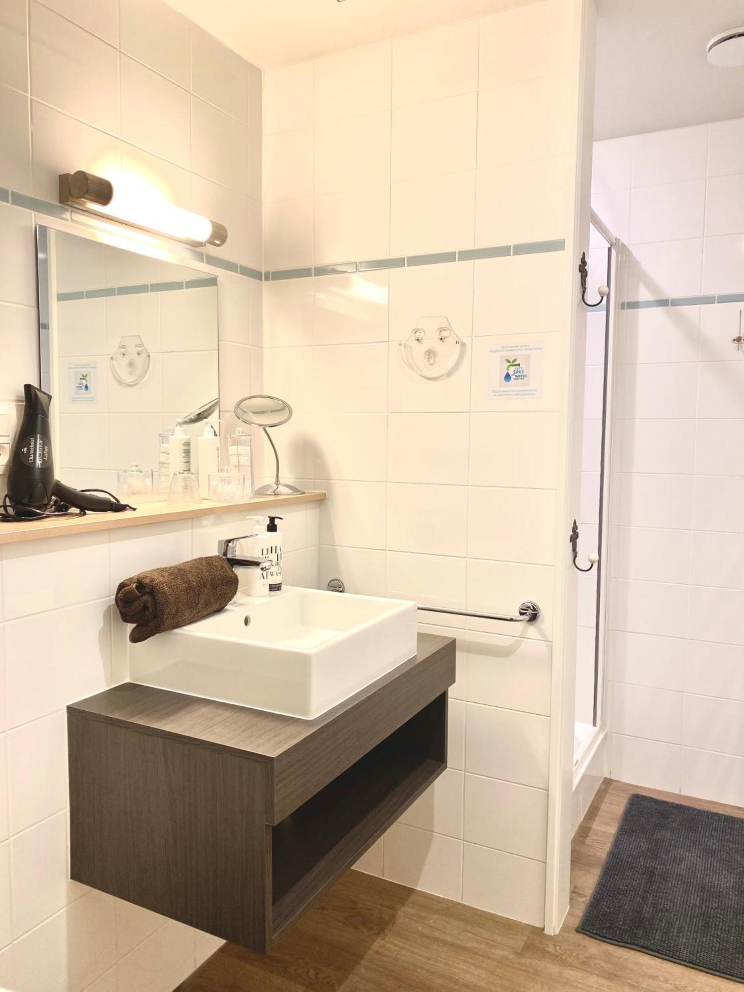 אוסטנדה Charmehotel Kruishof מראה חיצוני תמונה