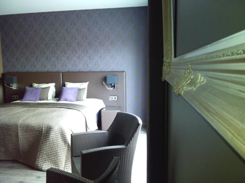אוסטנדה Charmehotel Kruishof חדר תמונה